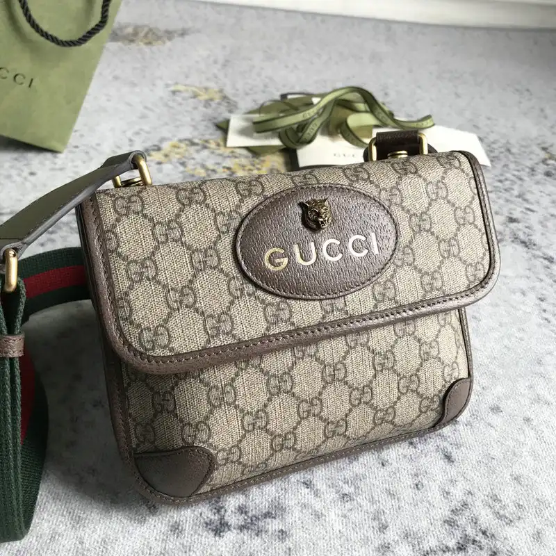 G*u*i bag 2201dj0040