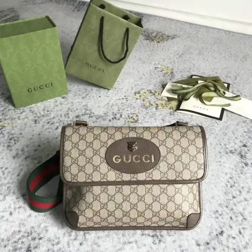 G*u*i bag 2201dj0041