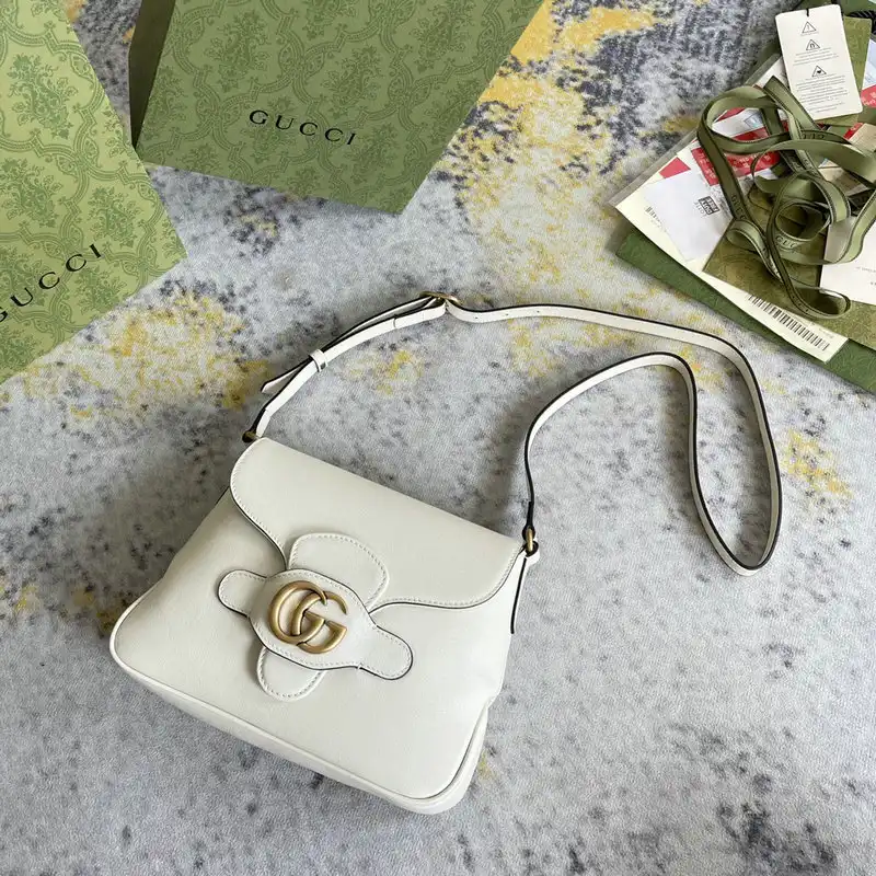 G*u*i bag 2201dj0052