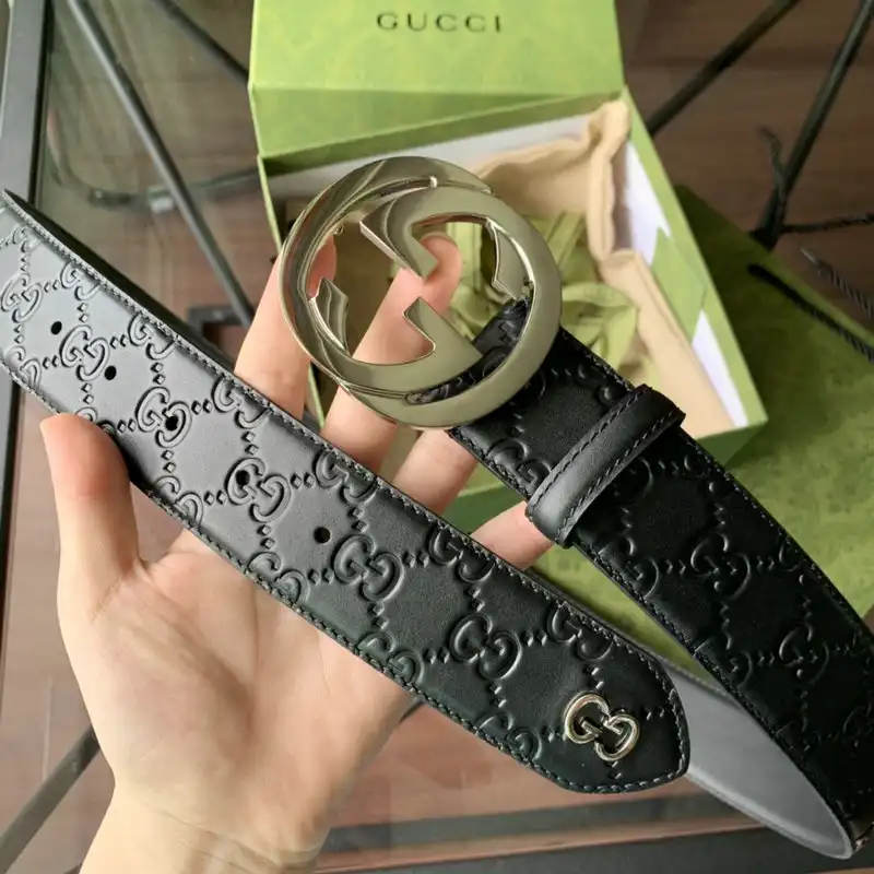 G*u*i belts 2201xa0023