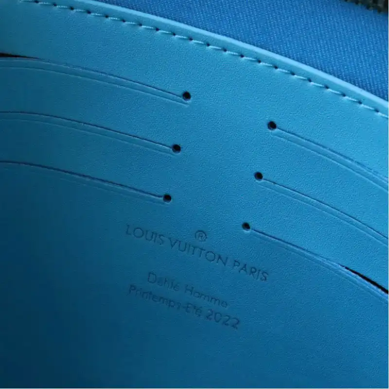 LV Bag 2204DJ0050