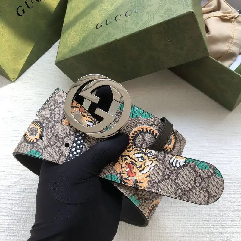 G*u*i belts 2204xa0211