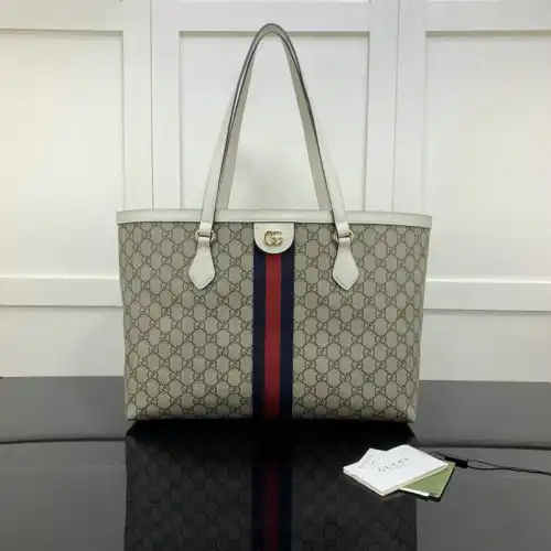 G*u*i bag 2204ya0017