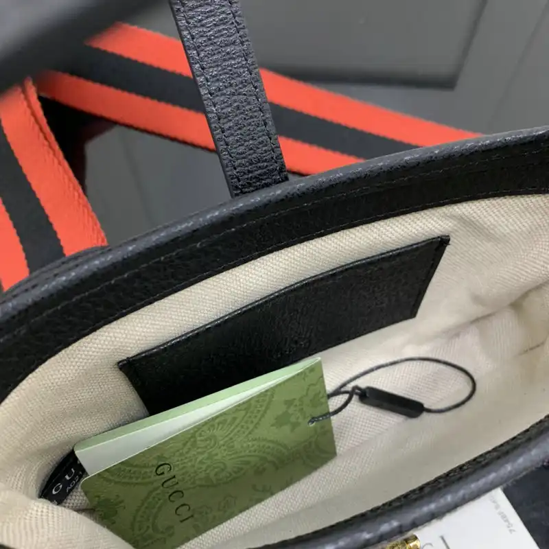 G*u*i bag 2204ya0022