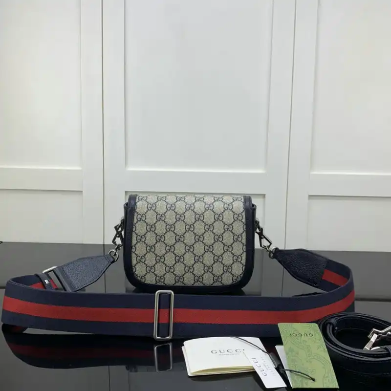 G*u*i bag 2204ya0024