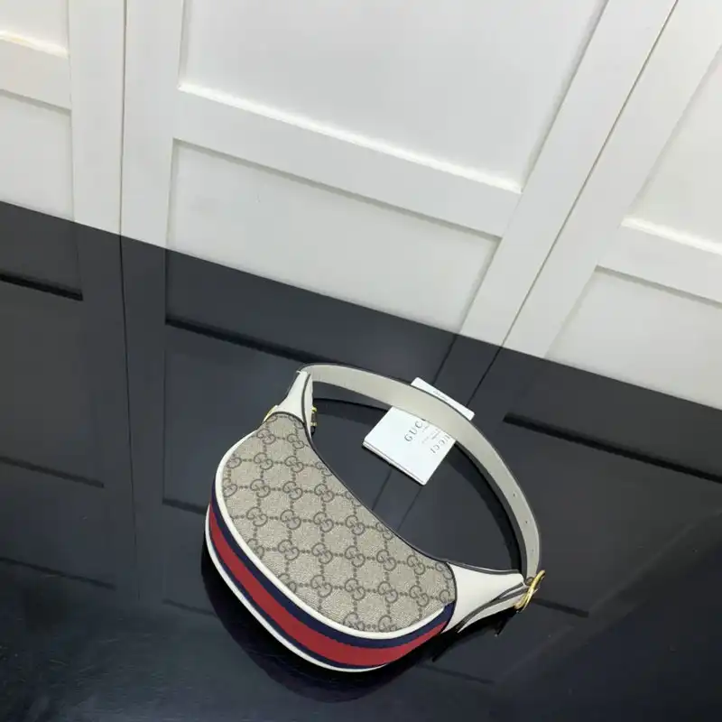 G*u*i bag 2204ya0025