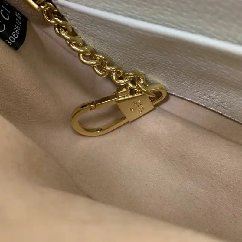 G*u*i bag 2204ya0025