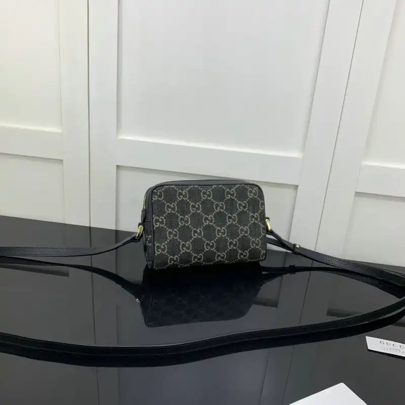 G*u*i bag 2204ya0027