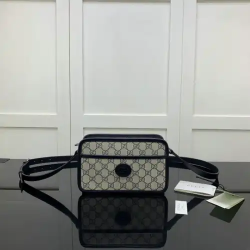 G*u*i bag 2204ya0030