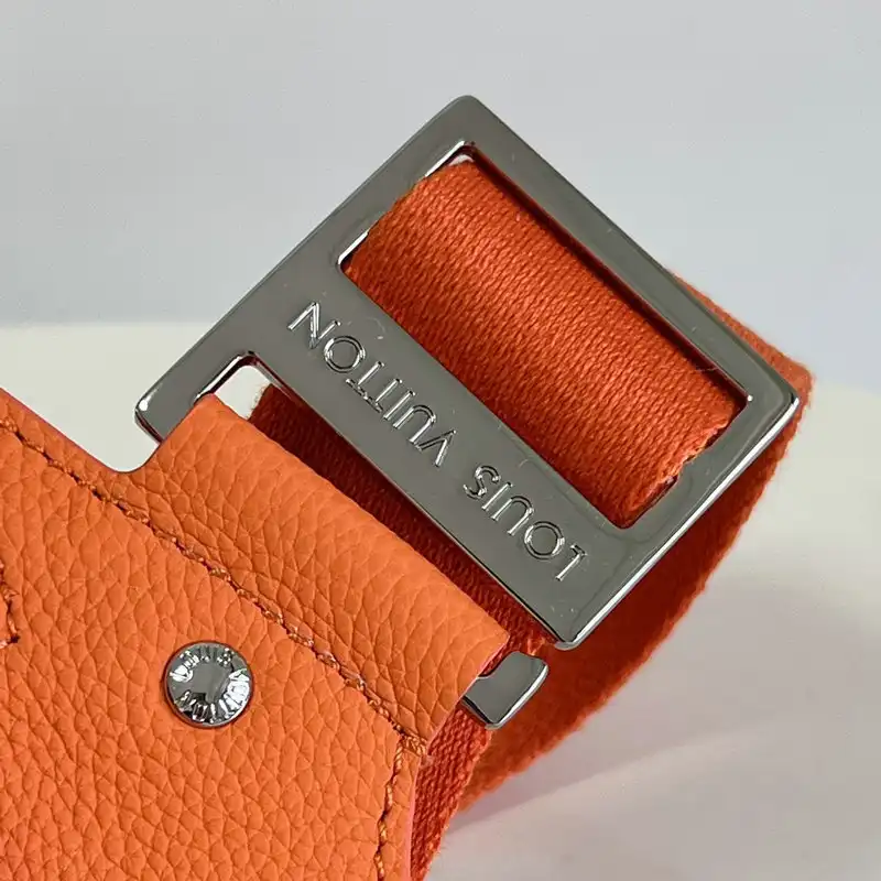 LV Bag 2204YA0098