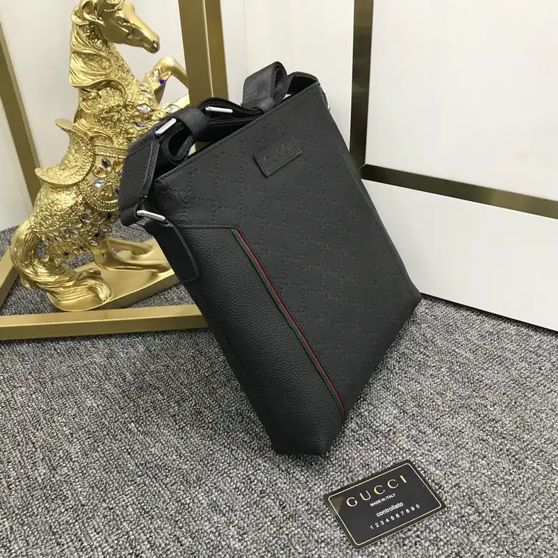 G*u*i bag 2204yz0033