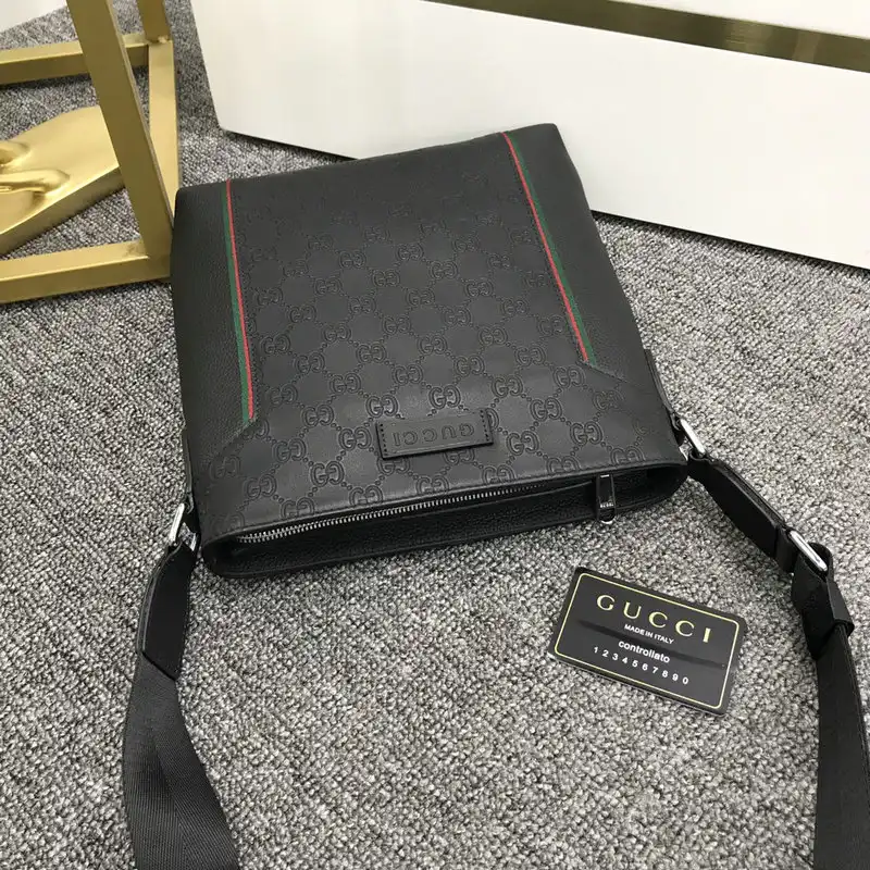 G*u*i bag 2204yz0033