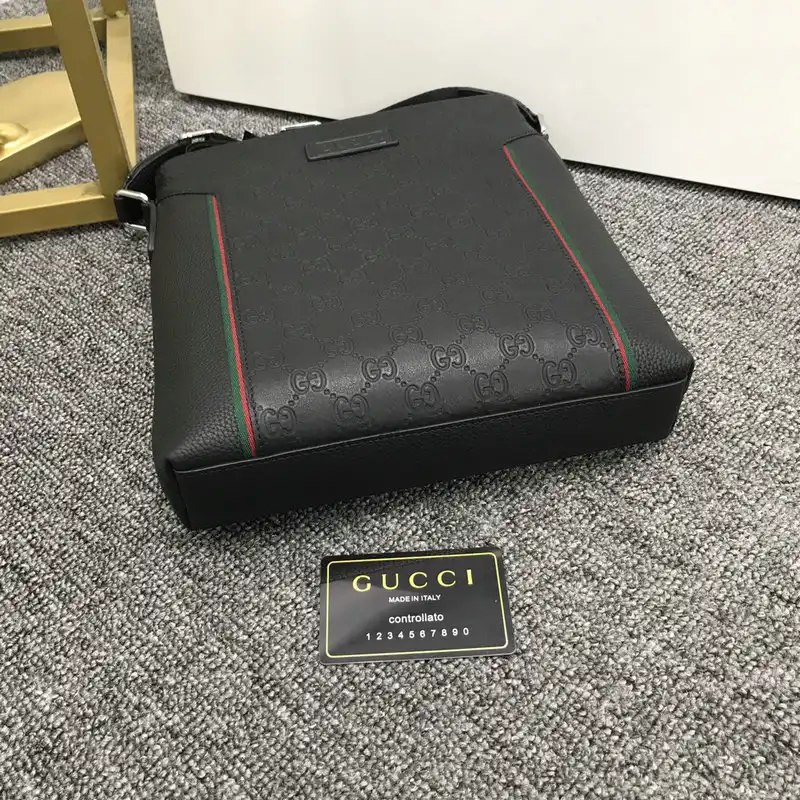 G*u*i bag 2204yz0033