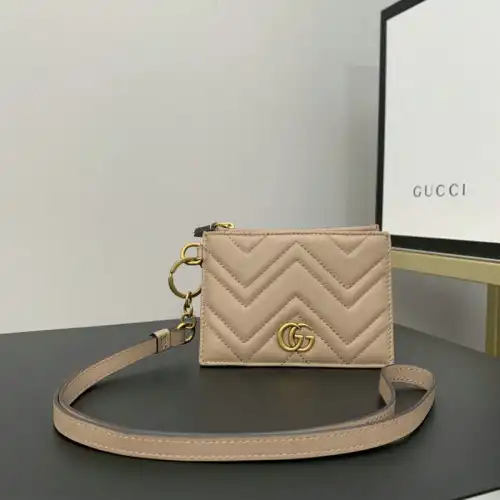 G*u*i bag 2205dj0001