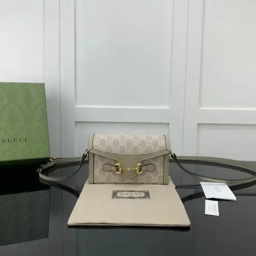 G*u*i bag 2205ya0012