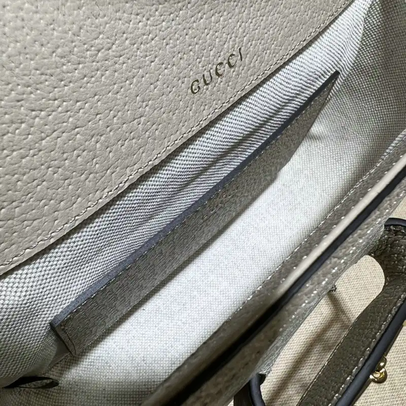 G*u*i bag 2205ya0024