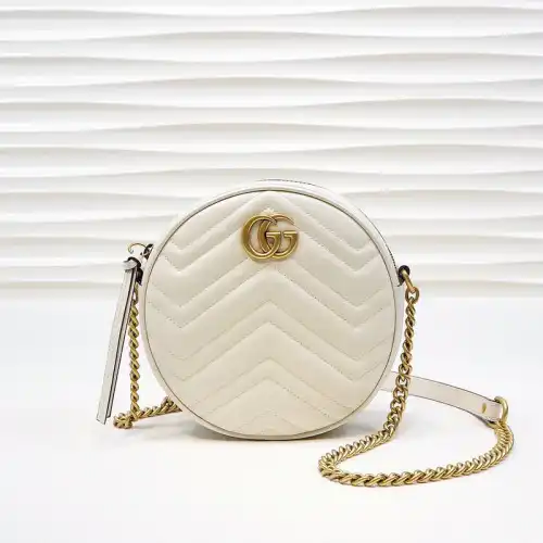 G*u*i bag 2206dj0027