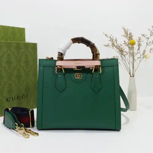 G*u*i bag 2206dj0031