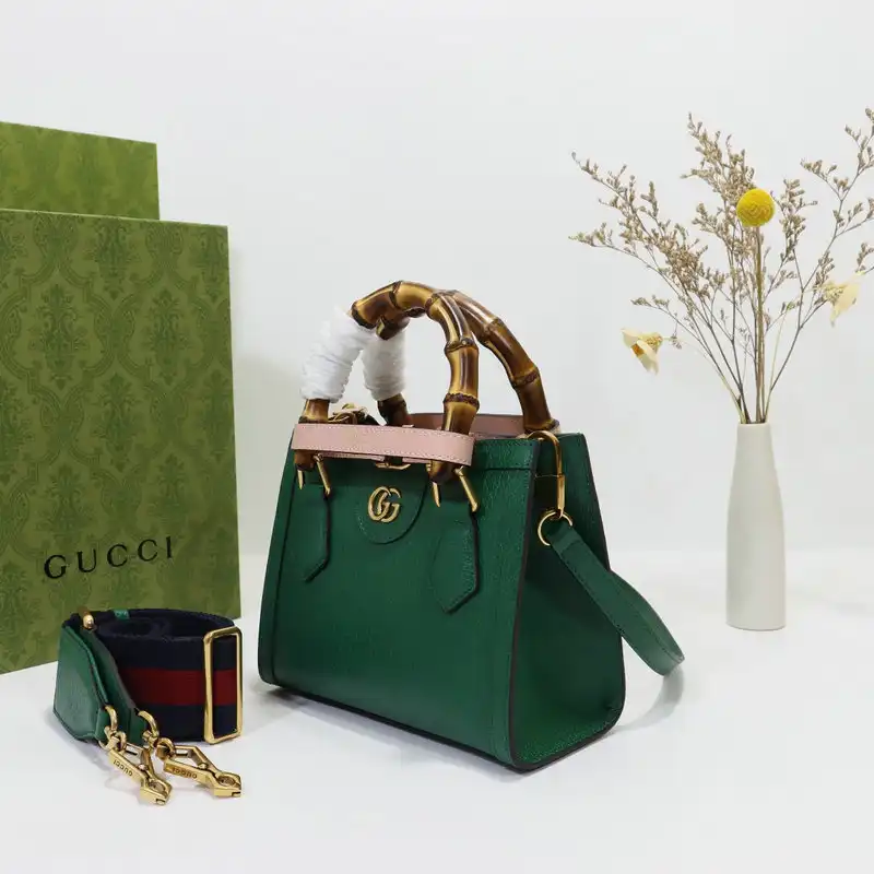 G*u*i bag 2206dj0035