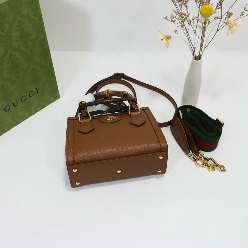 G*u*i bag 2206dj0038