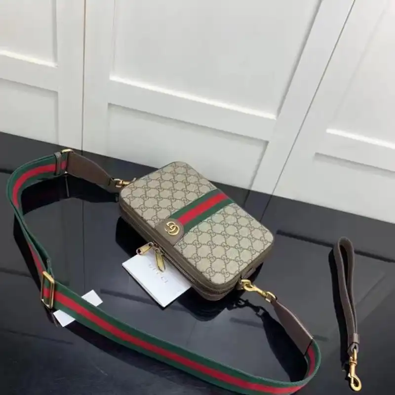 G*u*i bag 2206ht0015
