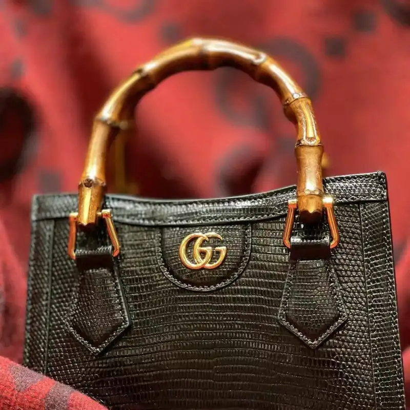 G*u*i bag 2206ya0033