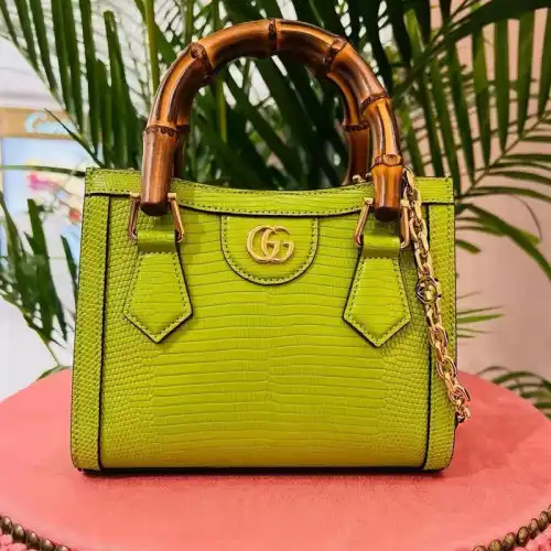 G*u*i bag 2206ya0034
