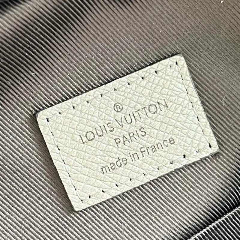 LV Bag 2206YA0055