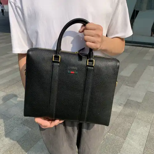 G*u*i bag 2207pj0017