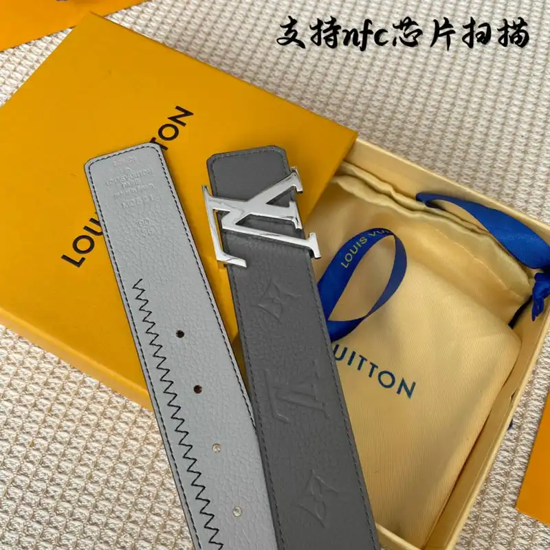 LV Belts 2207XF0042