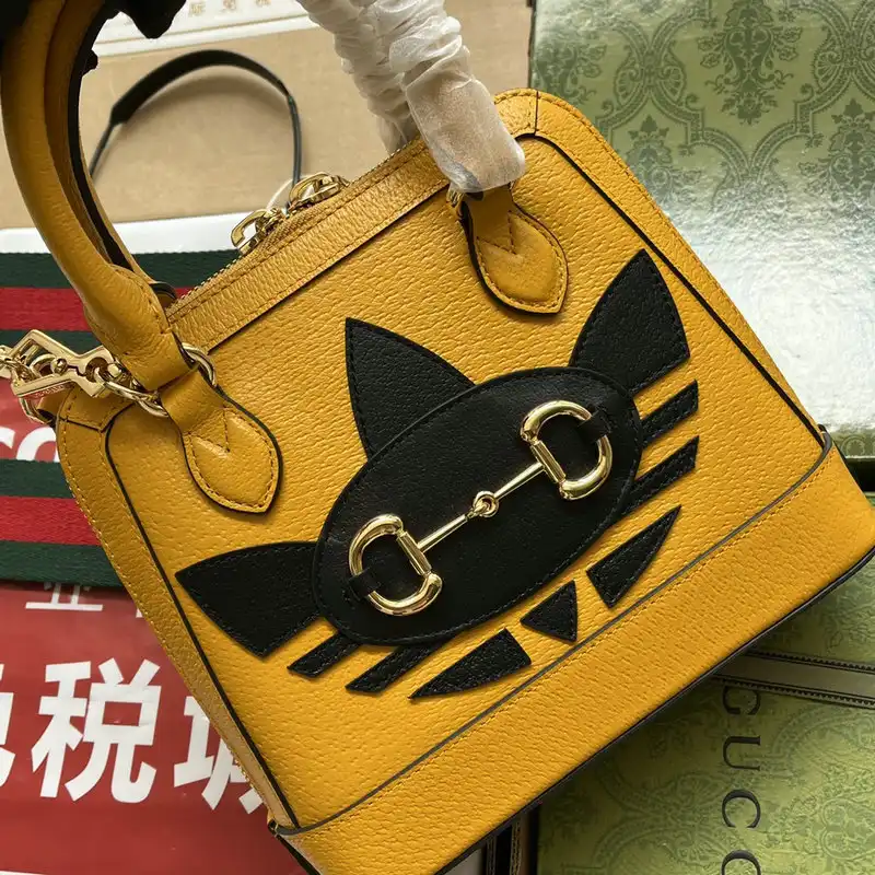 G*u*i bag 2207ya0015
