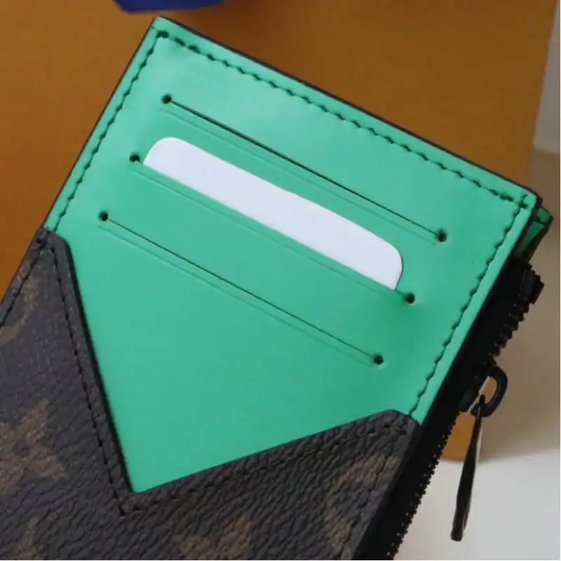 LV Bag 2208DJ0002