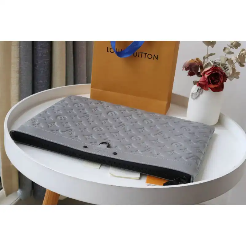 LV Bag 2208DJ0029