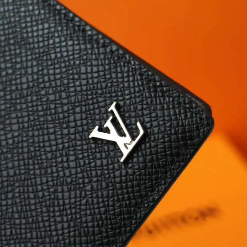 LV Bag 2208DJ0033