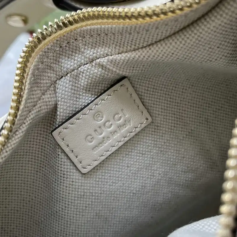 G*u*i bag 2208ya0007