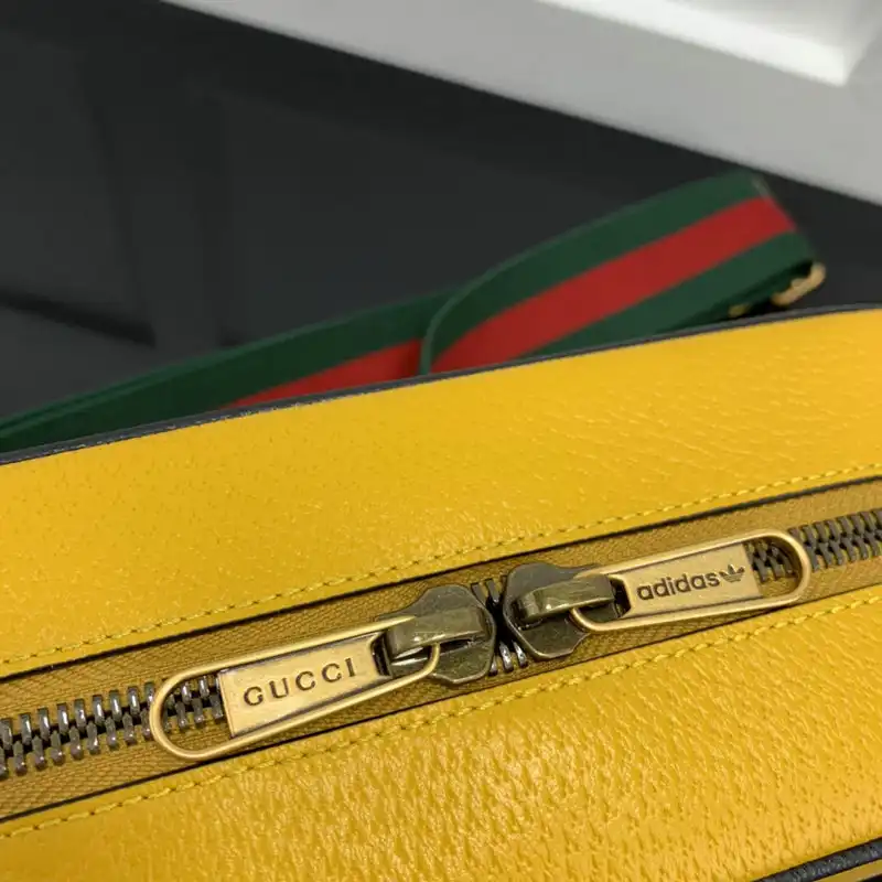 G*u*i bag 2208ya0020