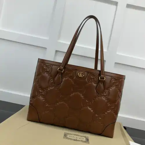 G*u*i bag 2208ya0022