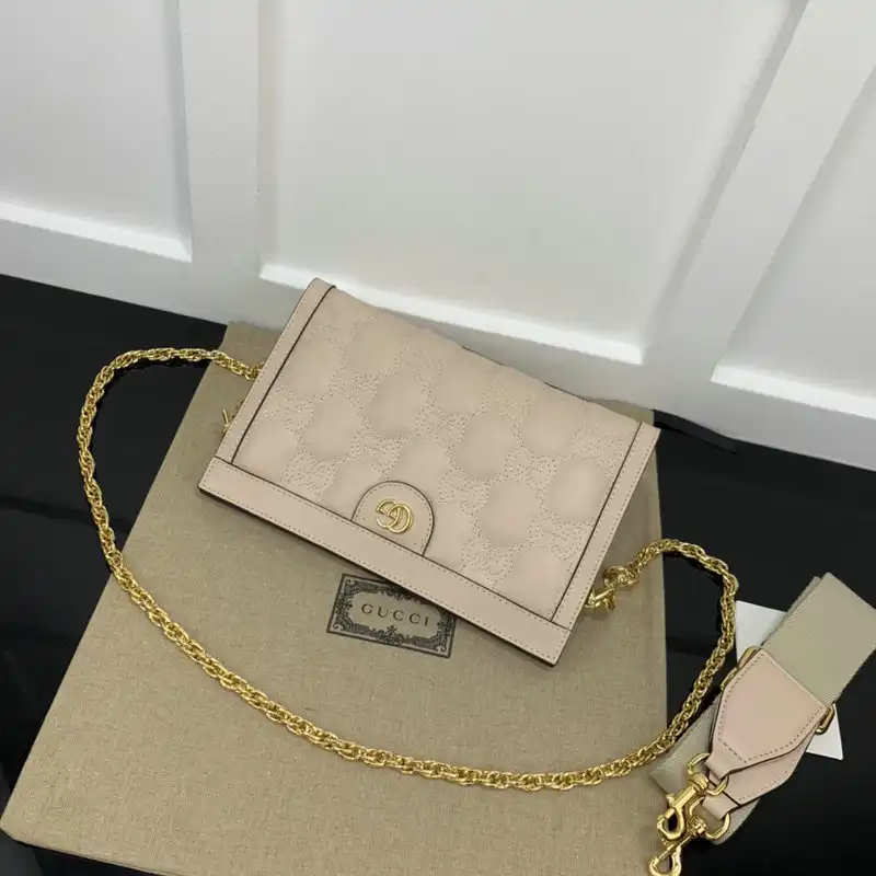 G*u*i bag 2208ya0023