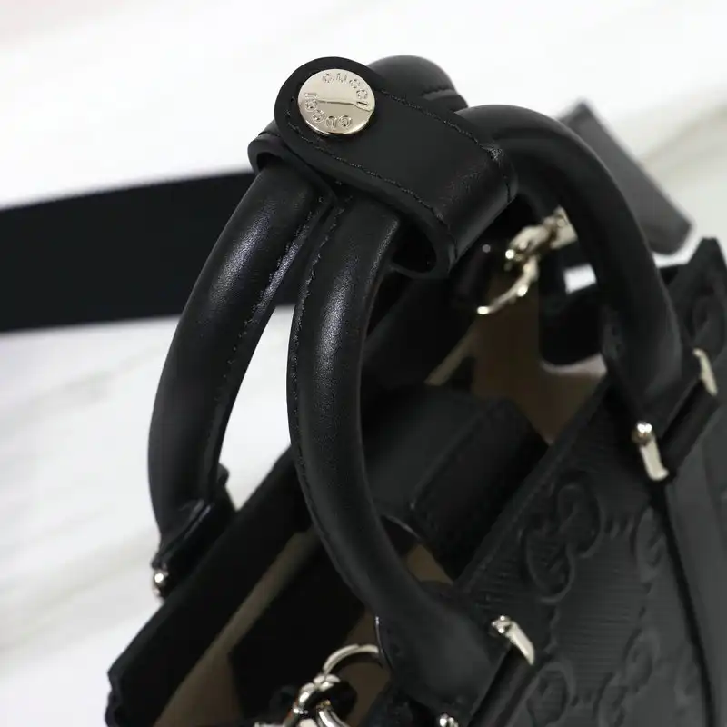 G*u*i bag 2209dj0008