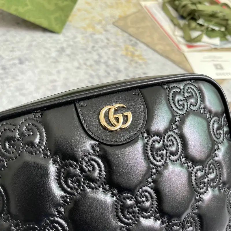 G*u*i bag 2209dj0036