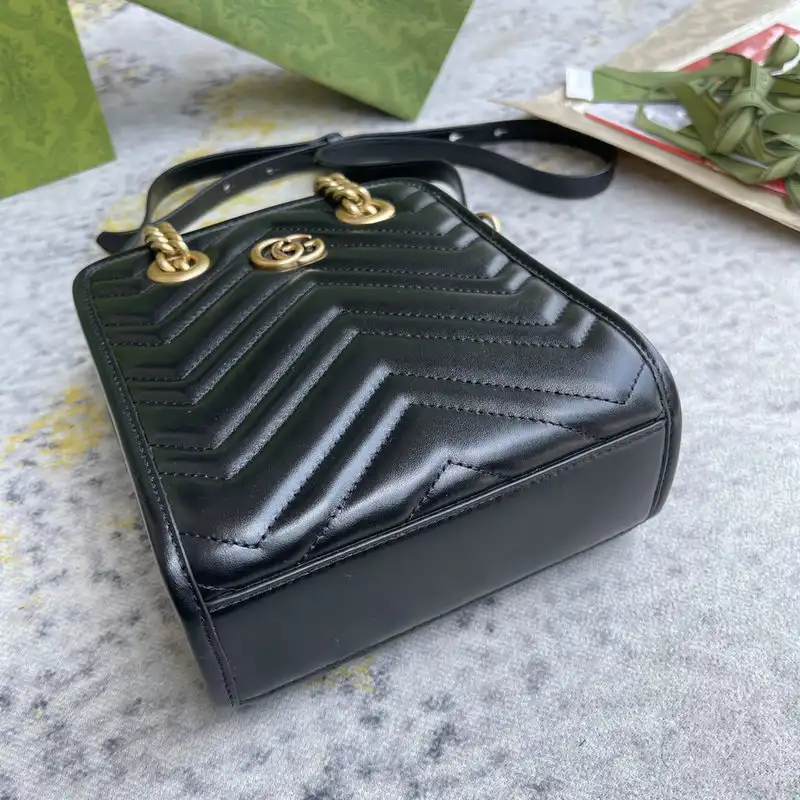 G*u*i bag 2209dj0037
