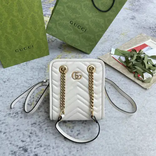 G*u*i bag 2209dj0038