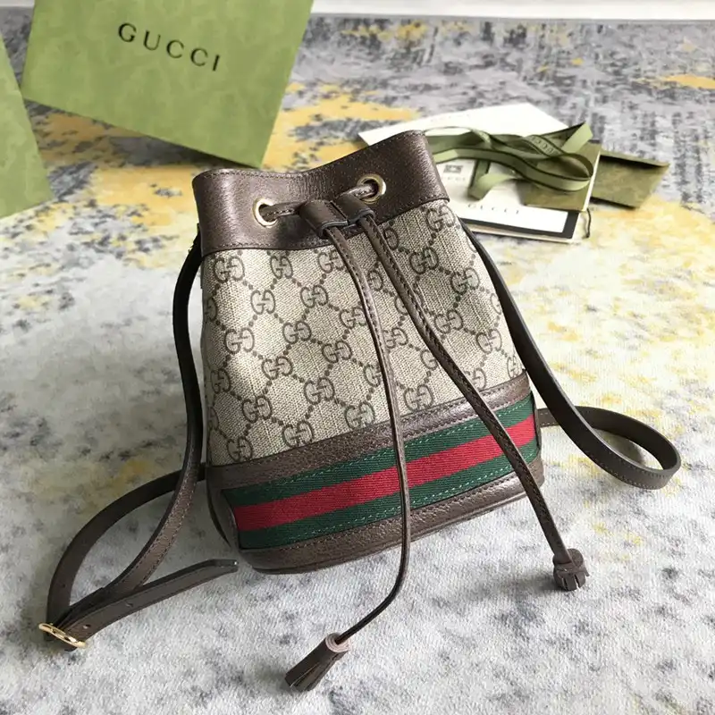G*u*i bag 2210dj0034