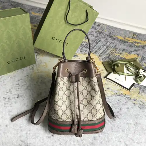 G*u*i bag 2210dj0035