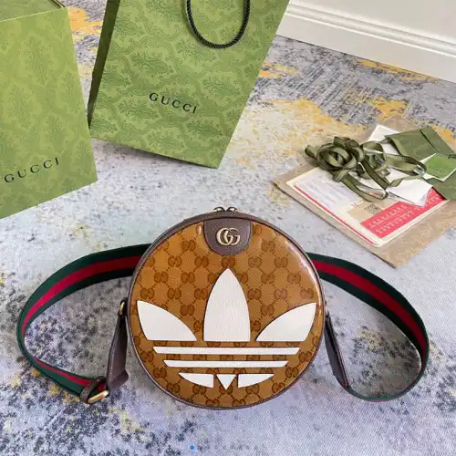 G*u*i bag 2210ht0001