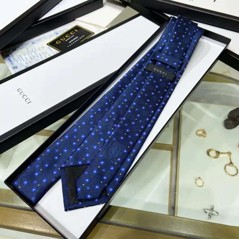 TIES Tie 2210WH0206