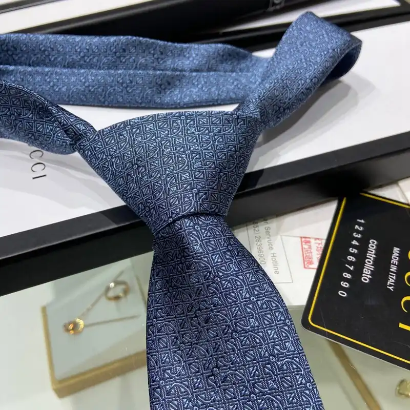 TIES Tie 2210WH0207