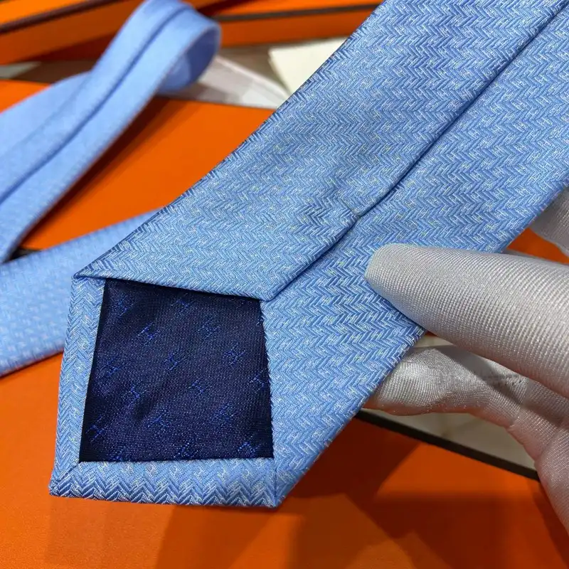 TIES Tie 2210WH0223