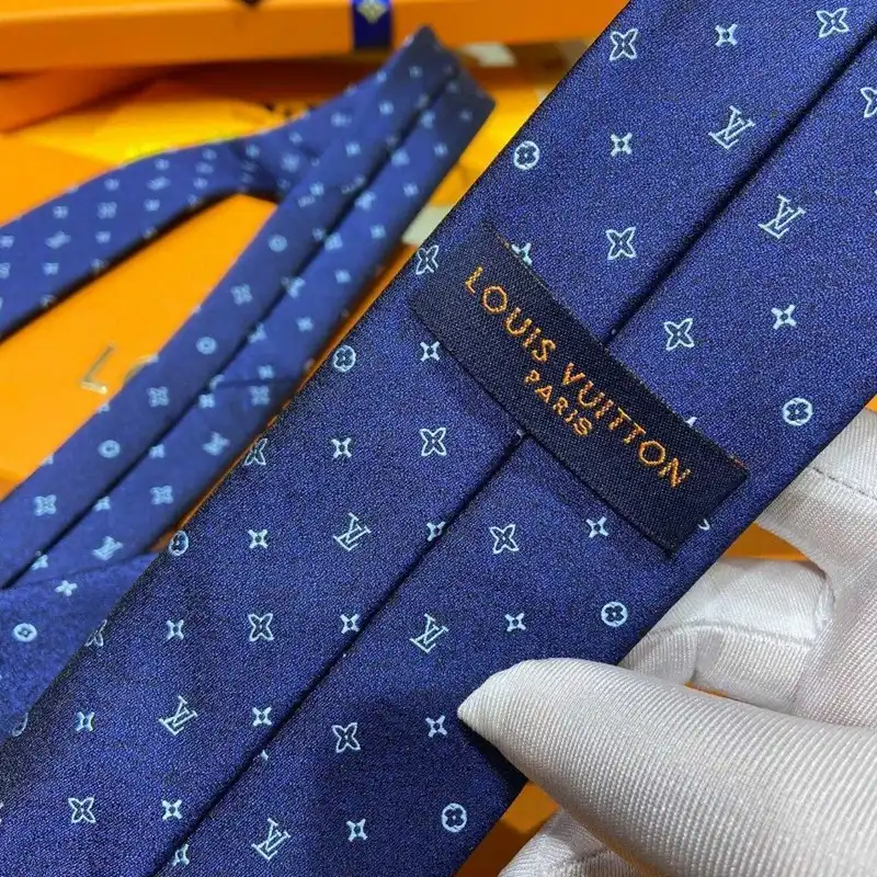 TIES Tie 2210WH0240
