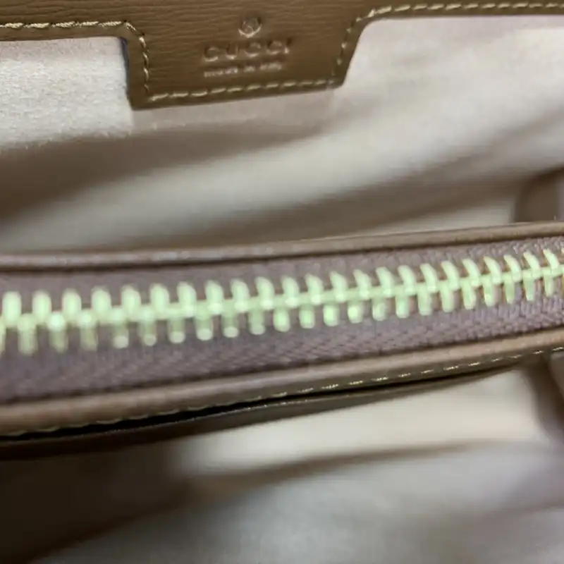 G*u*i bag 2210ya0080